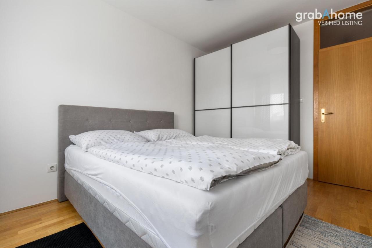 Crosspoint Zagreb Apartment Luaran gambar